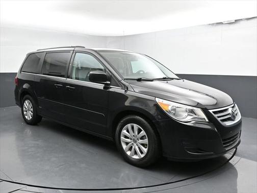 2014 Volkswagen Routan SE
