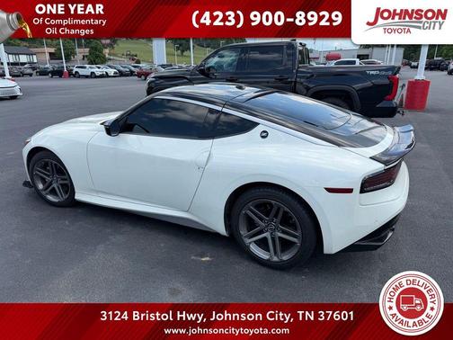 Pearl White/Super Black 2025 Nissan Z Sport Automatic Transmission