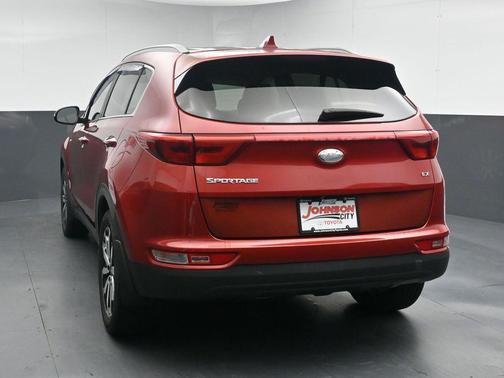 Hyper Red 2018 Kia Sportage EX