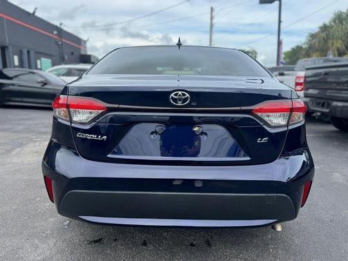 2022 Toyota Corolla LE