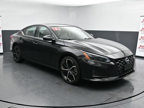 2023 Nissan Altima SR FWD