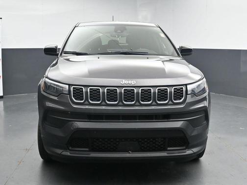 Baltic Gray Metallic Clearcoat 2024 Jeep Compass Sport