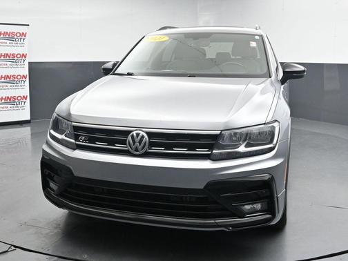 Silver Metallic 2021 Volkswagen Tiguan 2.0T SE R-Line Black