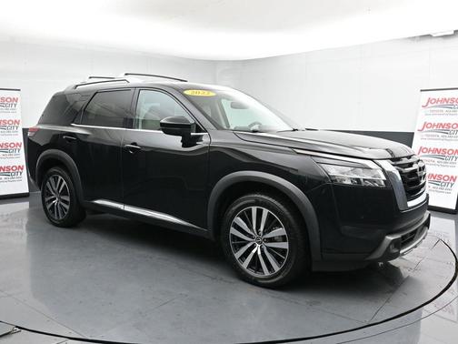 2022 Nissan Pathfinder Platinum 4WD
