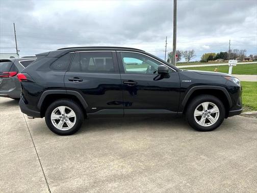 2021 Toyota RAV4 Hybrid LE