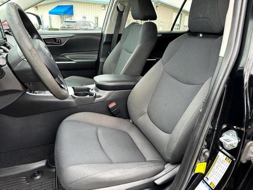 2021 Toyota RAV4 Hybrid LE