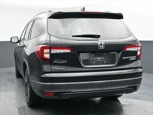 Crystal Black Pearl 2020 Honda Pilot AWD Black Edition