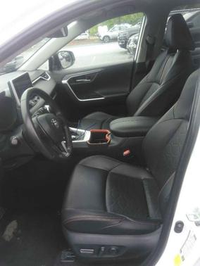 Ice Cap 2024 Toyota RAV4 Adventure
