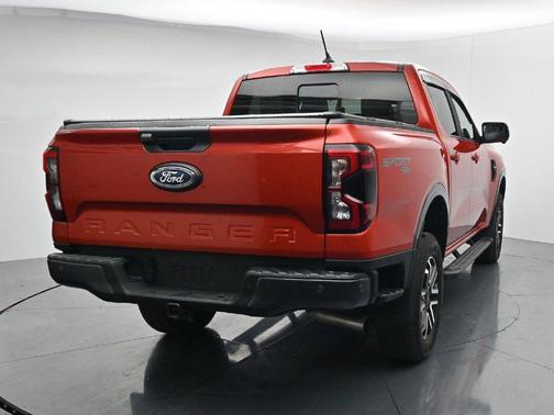 Hot Pepper Red Metallic Tinted Clearcoat 2024 Ford Ranger LARIAT