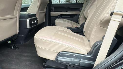 Agate Black Metallic 2023 Ford Expedition Limited