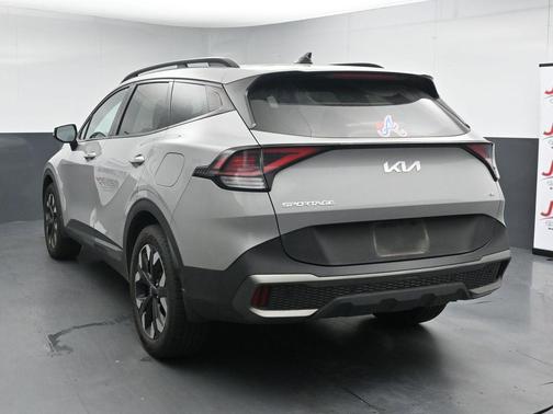 Wolf Gray 2023 Kia Sportage X-Line