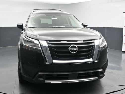 2024 Nissan Pathfinder Platinum 4WD