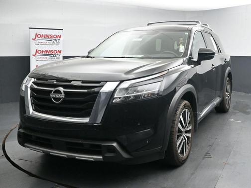 2024 Nissan Pathfinder Platinum 4WD