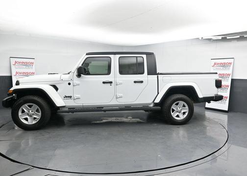 2022 Jeep Gladiator Sport S