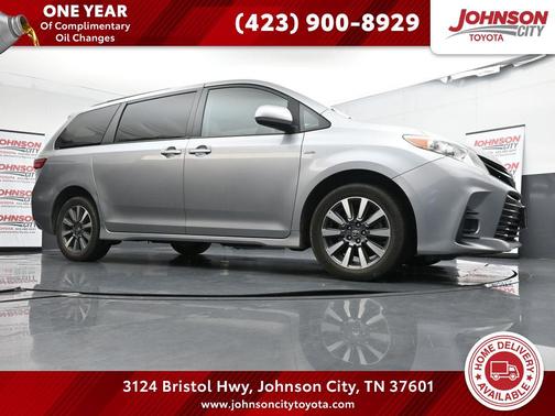 2018 Toyota Sienna LE