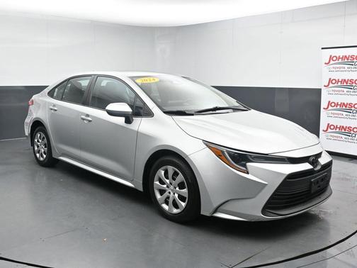 Classic Silver Metallic 2024 Toyota Corolla LE