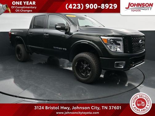 Midnight Pine Metallic 2019 Nissan Titan PRO-4X