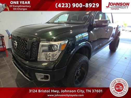 Midnight Pine Metallic 2019 Nissan Titan PRO-4X