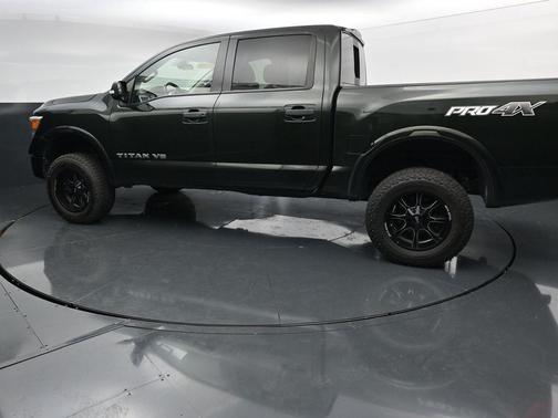 Midnight Pine Metallic 2019 Nissan Titan PRO-4X
