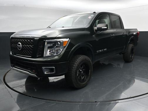 Midnight Pine Metallic 2019 Nissan Titan PRO-4X