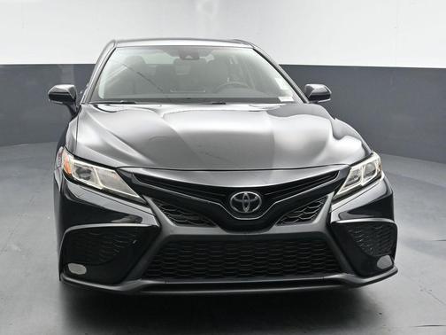 Midnight Black Metallic 2024 Toyota Camry SE