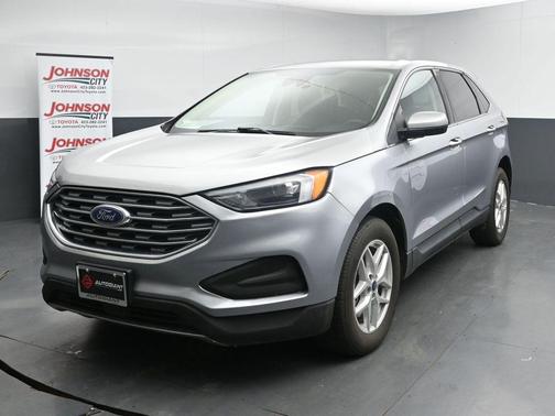 Iconic Silver Metallic 2022 Ford Edge SEL