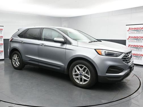 Iconic Silver Metallic 2022 Ford Edge SEL