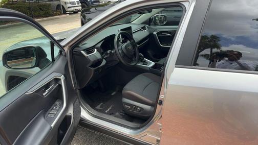 Silver Sky Metallic 2023 Toyota RAV4 XLE