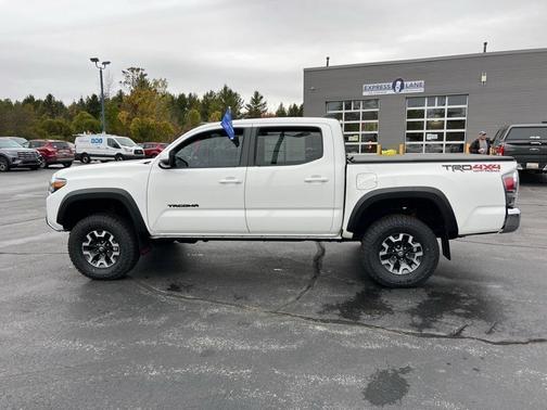 2023 Toyota Tacoma TRD Sport