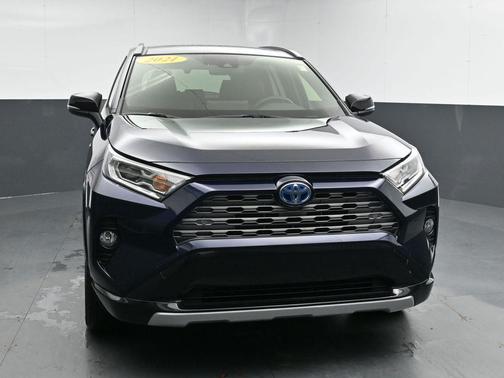 2021 Toyota RAV4 Hybrid SE