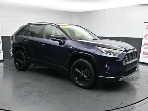 2021 Toyota RAV4 Hybrid SE