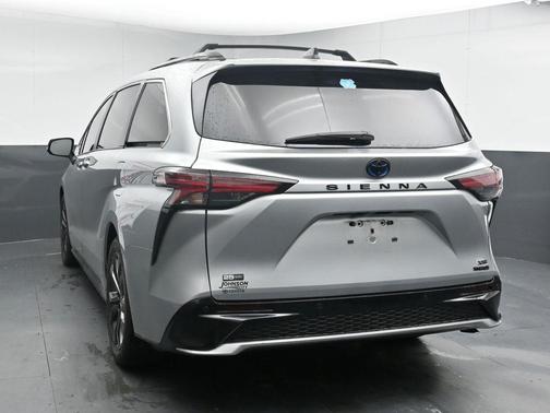 2023 Toyota Sienna XSE 7 Passenger