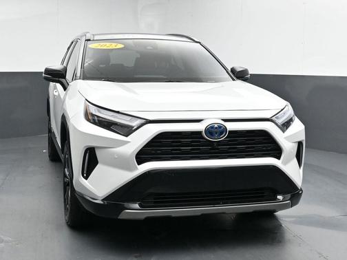 2023 Toyota RAV4 Hybrid SE