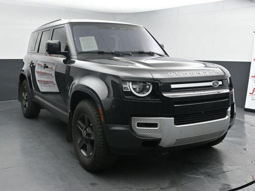 2022 Land Rover Defender 110 S