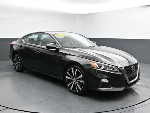 2021 Nissan Altima SR FWD