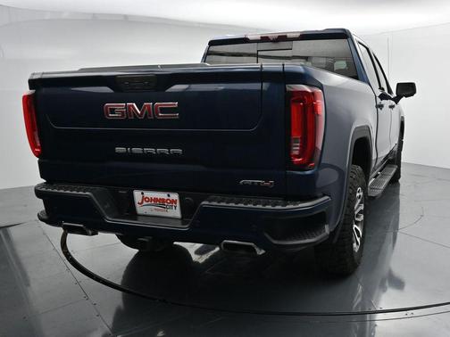 Pacific Blue Metallic 2020 GMC Sierra 1500 AT4