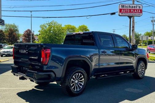 Pacific Blue Metallic 2020 GMC Sierra 1500 AT4