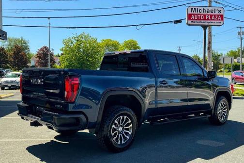 Pacific Blue Metallic 2020 GMC Sierra 1500 AT4