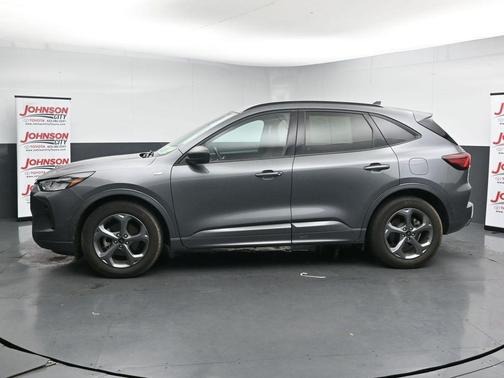 Carbonized Gray Metallic 2024 Ford Escape ST-Line