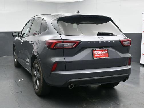 Carbonized Gray Metallic 2024 Ford Escape ST-Line