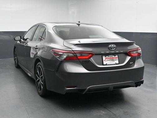 Predawn Gray Mica 2021 Toyota Camry SE