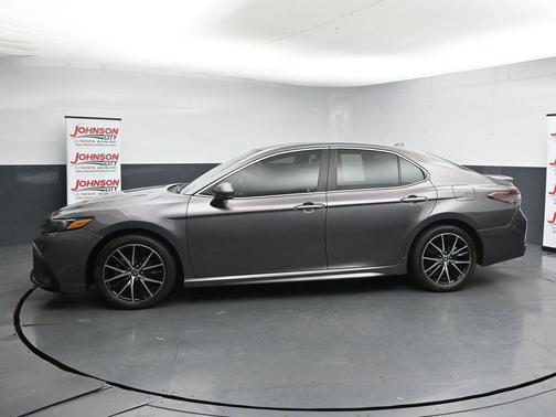 Predawn Gray Mica 2021 Toyota Camry SE