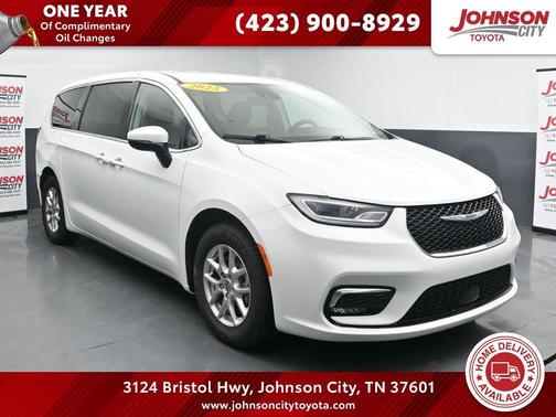 Bright White Clearcoat 2023 Chrysler Pacifica Touring L