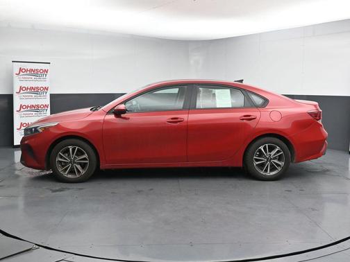 Currant Red 2023 Kia Forte LXS