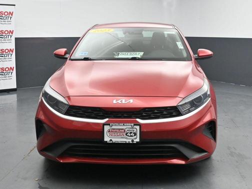 Currant Red 2023 Kia Forte LXS