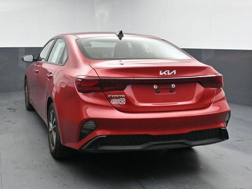 Currant Red 2023 Kia Forte LXS
