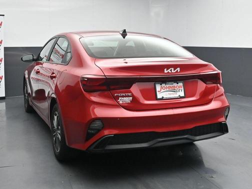 Currant Red 2023 Kia Forte LXS