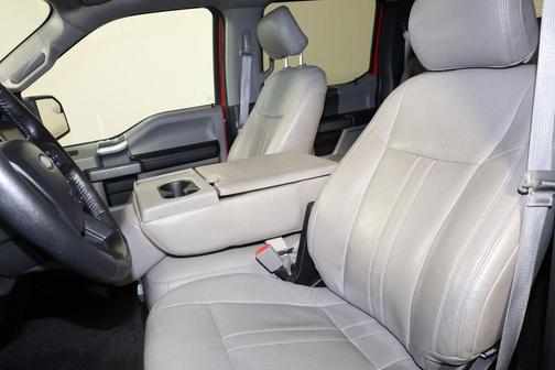 Race Red 2019 Ford F-150 XLT