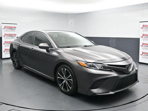 Predawn Gray Mica 2019 Toyota Camry SE
