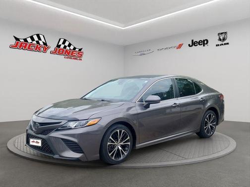 Predawn Gray Mica 2019 Toyota Camry SE